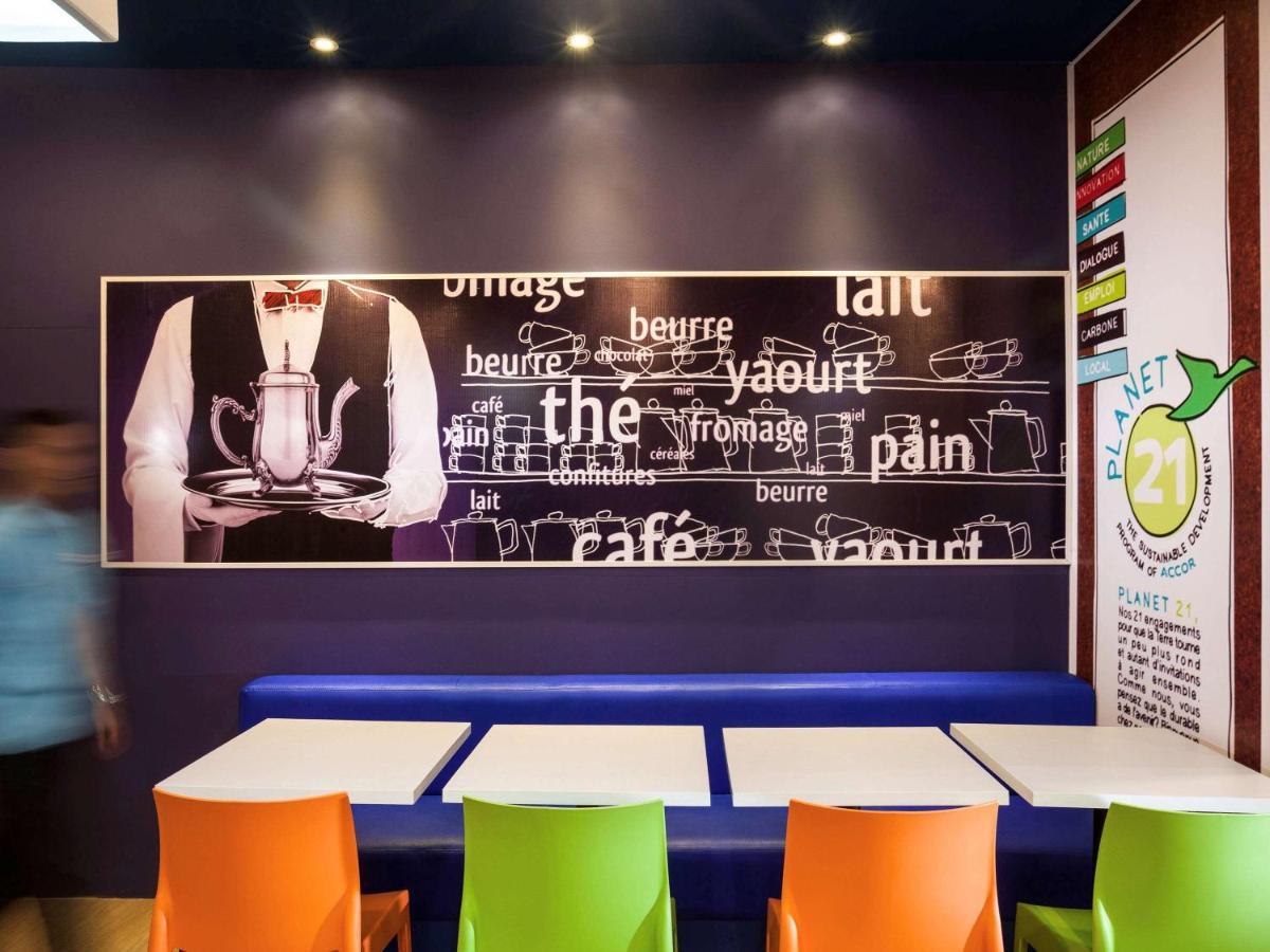 Ibis Budget Givet Zewnętrze zdjęcie