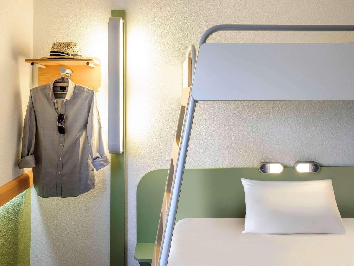 Ibis Budget Givet Zewnętrze zdjęcie